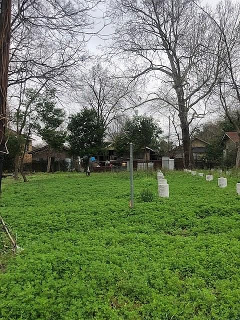 2nd image of 7703 Dayton St