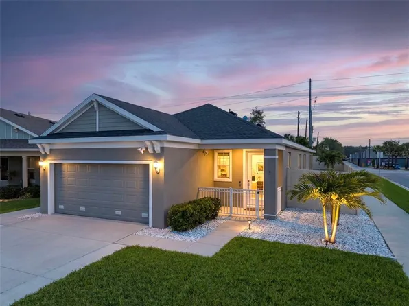1461 N River Cir, Tarpon Springs, FL 34689