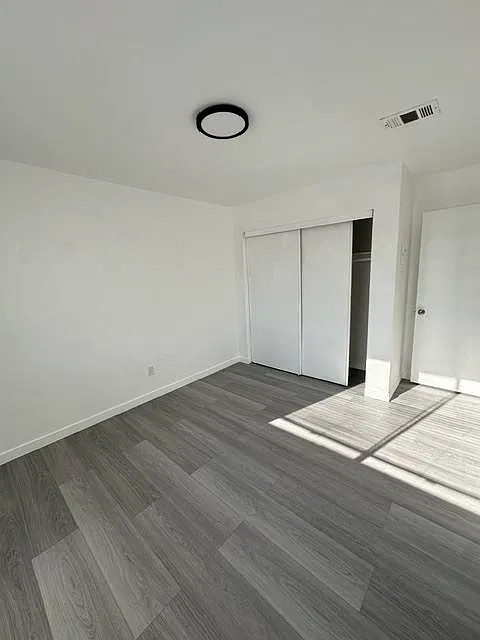 1119 W Broadway St #2 in Cypress, CA 90630 — Photo 2