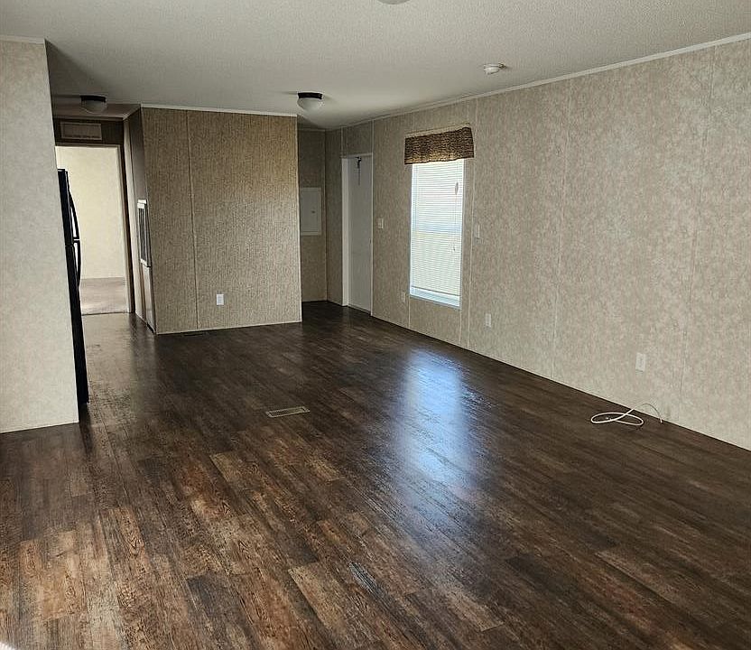 1st image of 108 Kildee Ln