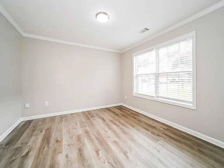 129 Makenna Dr — Photo 14