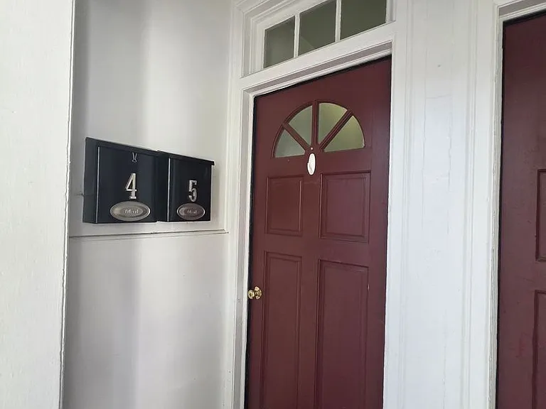 714 Redgate Ave #5 — Photo 2