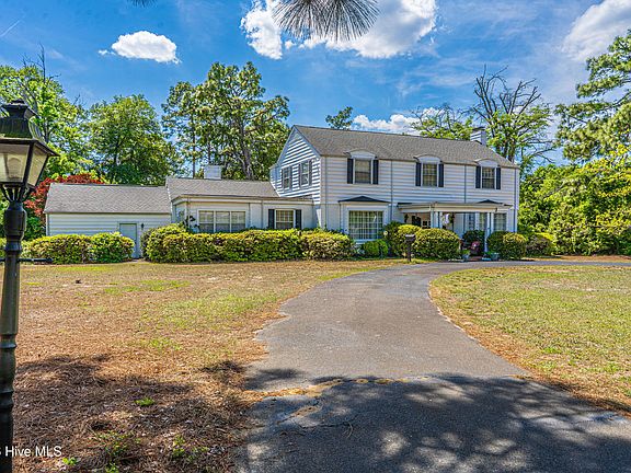 3rd image of 104 Dogwood Lane
