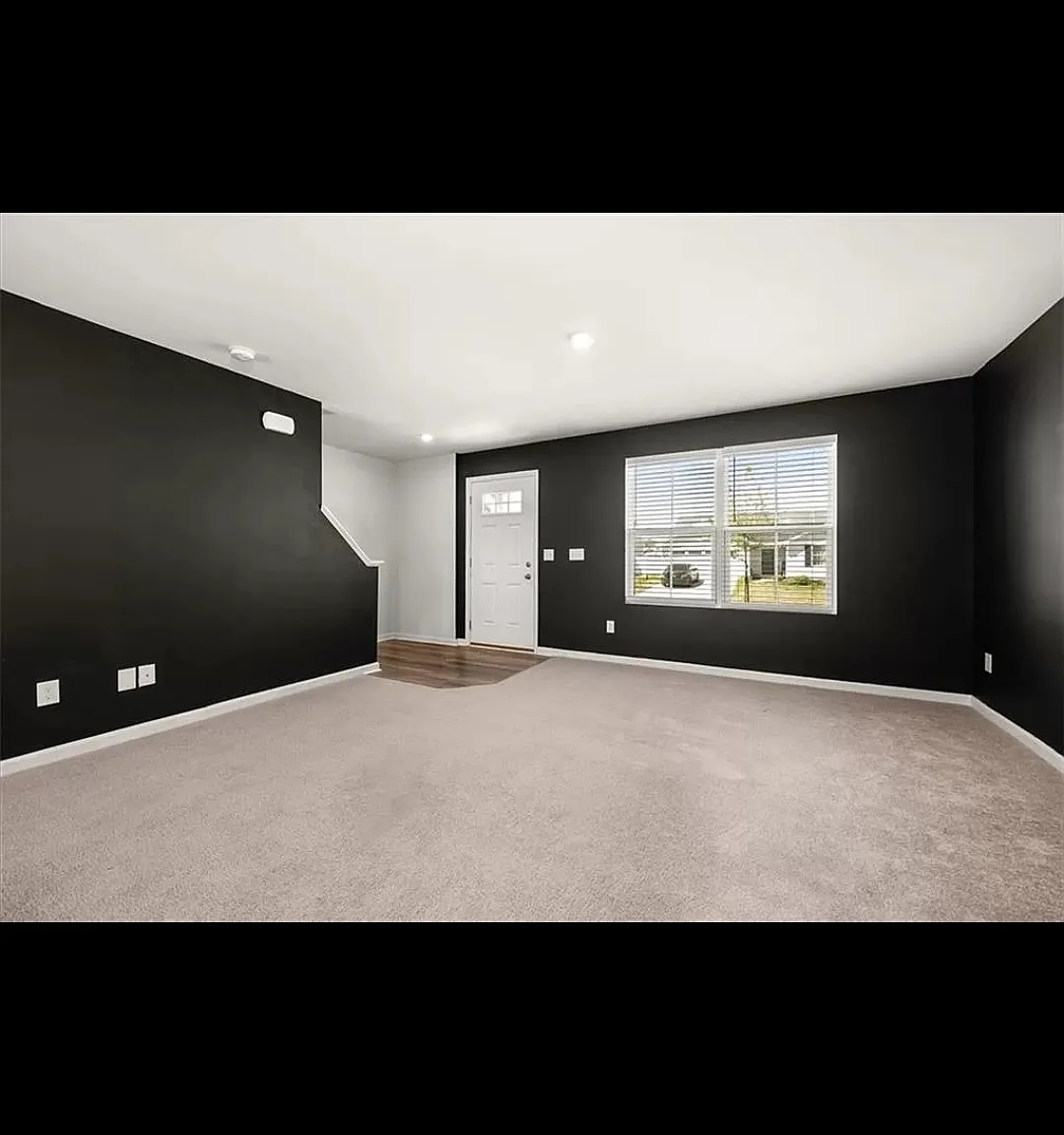 3 bed, 2.5 bath, 1471 sqft, $2,000 — Photo 3