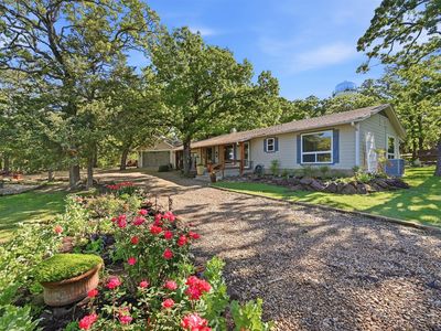 301 Kiowa Dr E, Lake Kiowa, TX, 76240