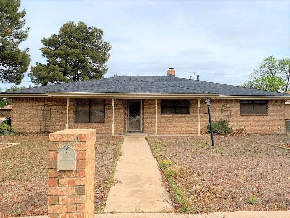 4018 Angelina Dr