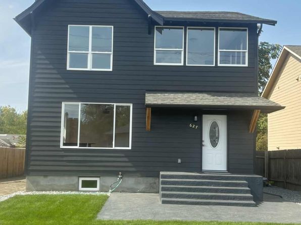 627 Lewis St
