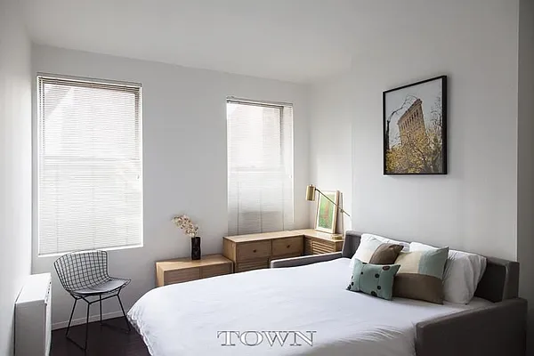 Rented by Town Residential | media 9