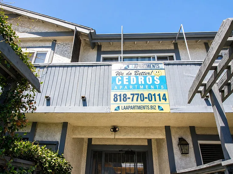 8545 Cedros Ave #2 — Photo 8