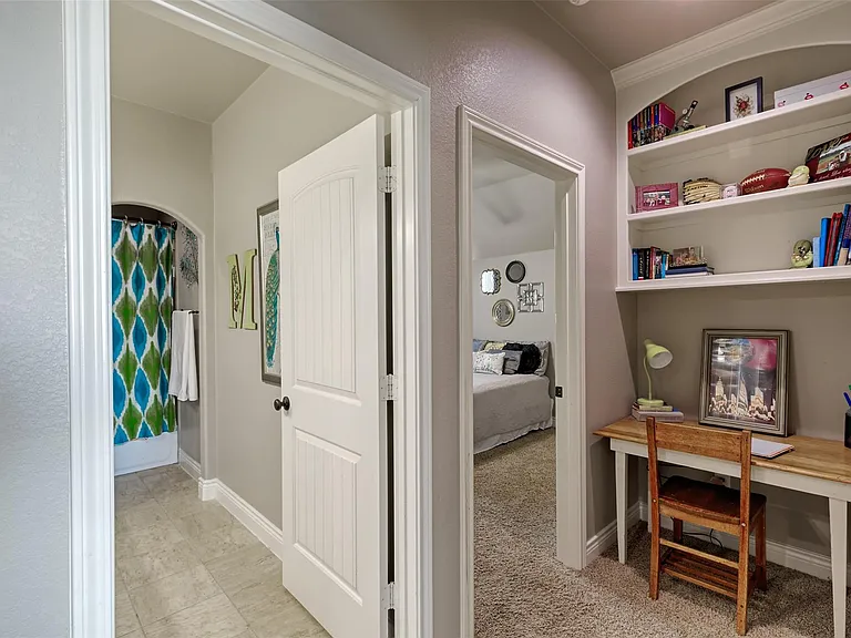 11939 Sagittarius Dr E — Photo 35