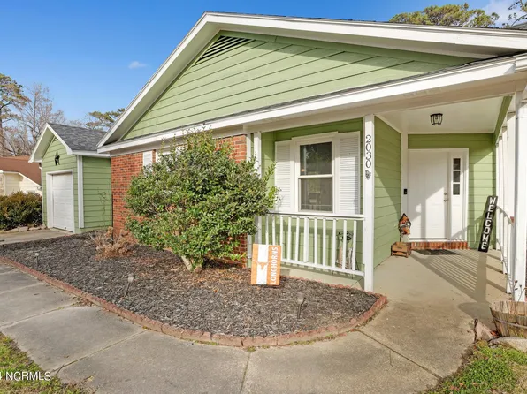 2030 Hunters Ridge Drive, Midway Park, NC 28544