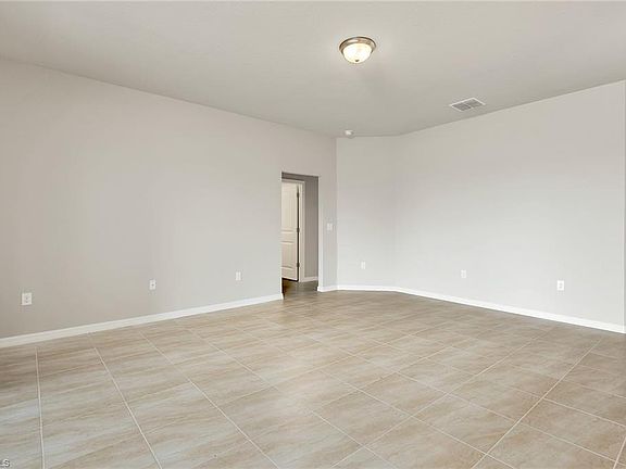 2nd image of 3520 NE 20th Pl