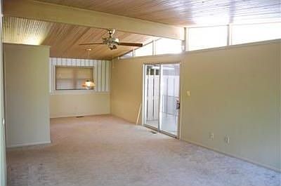 4th image of 931 Churchill Cir