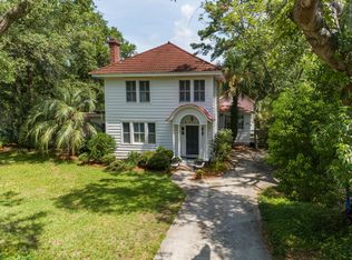 2082 Seabrook Ave, Charleston, SC 29412