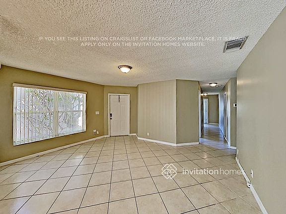 3rd image of 1156 Rialto Dr