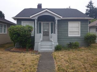 2205 44th Ave SW, Seattle, WA 98116