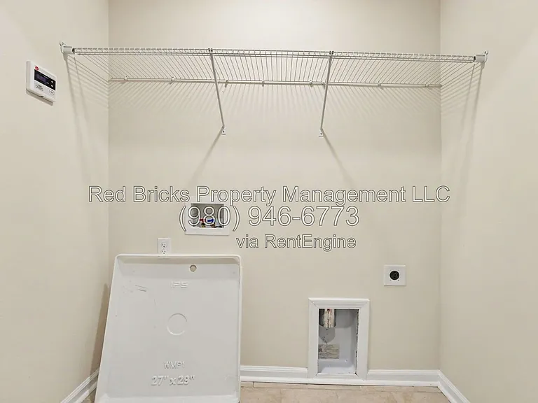 3912 Townes Blvd — Photo 15