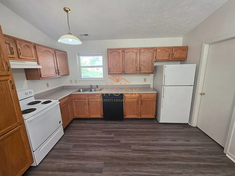 2908 Bowfield Way — Photo 6
