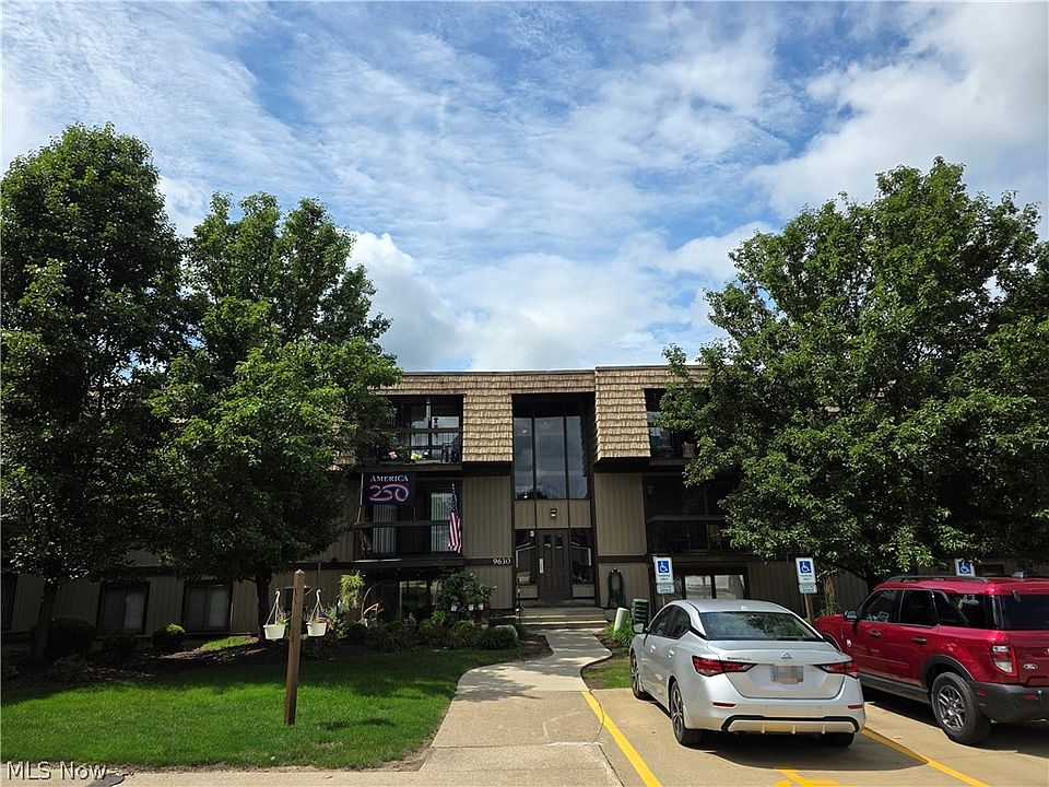 1st image of 9630 Cove Dr