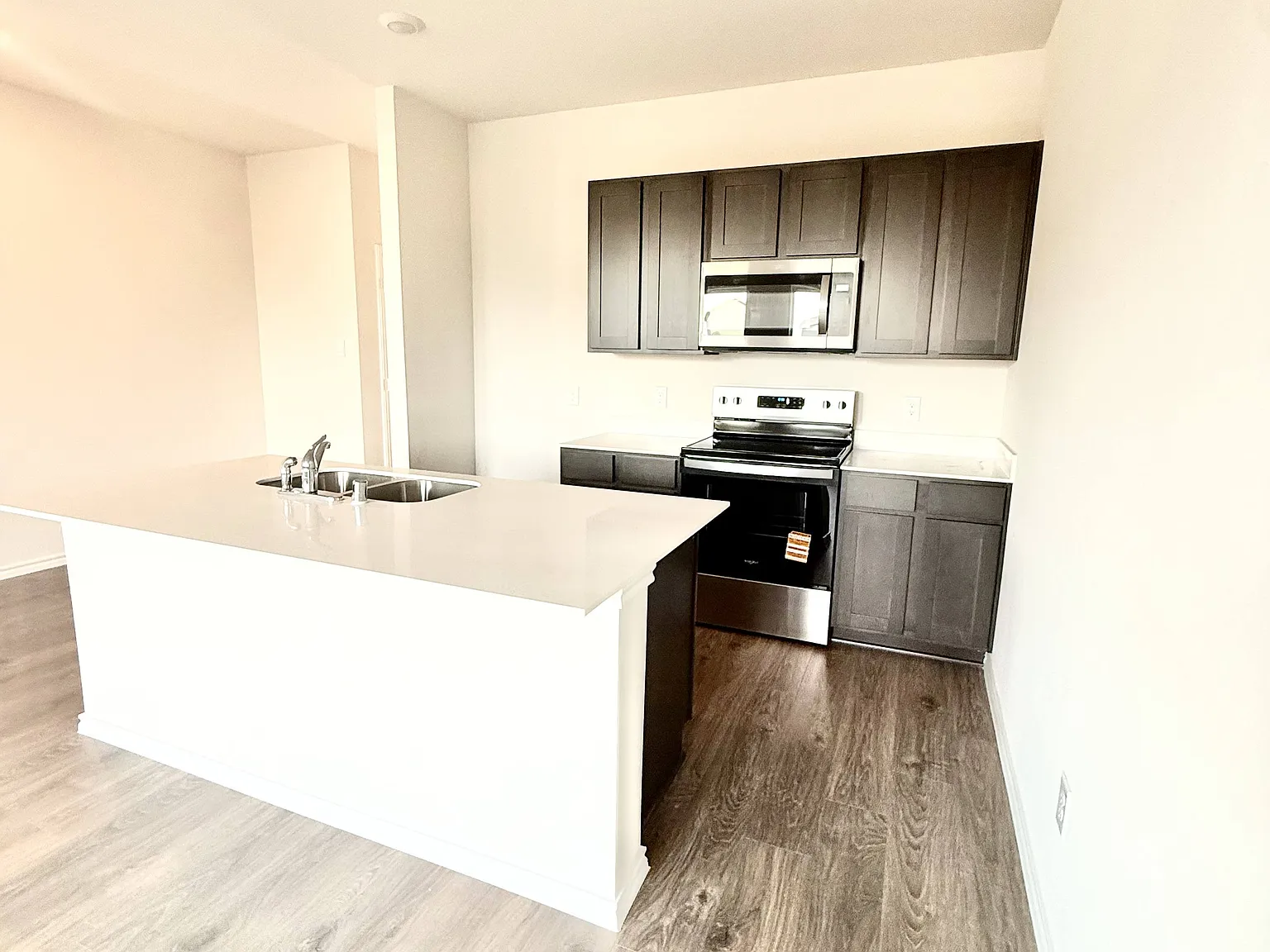 320 Tall Cedar Way — Photo 3