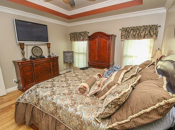 5th image of 4823 Oak Meadow Ct