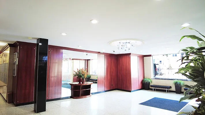 Sold by Azbel Real Estate, Inc. | media 12