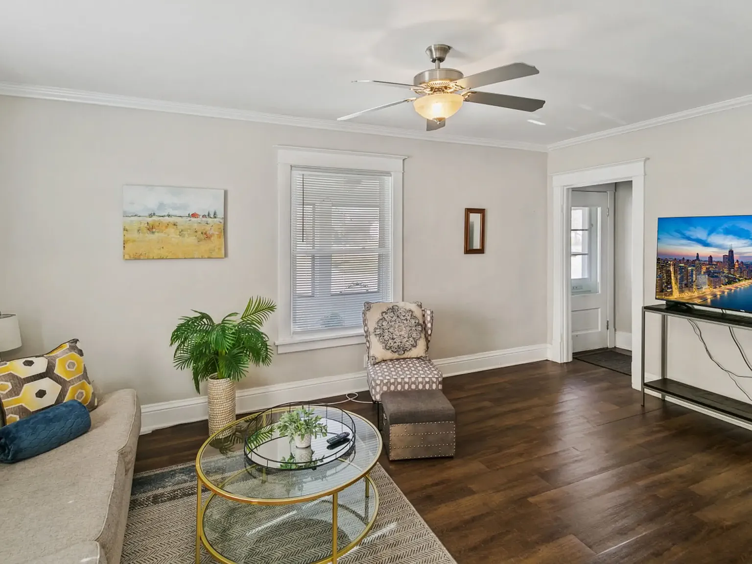 2 bed, 1200 sqft, $3,200 — Photo 1
