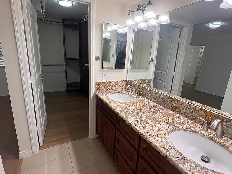 1142 Ashbury Ct — Photo 20