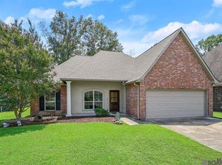 10184 Angela Dr, Denham Springs, LA 70706