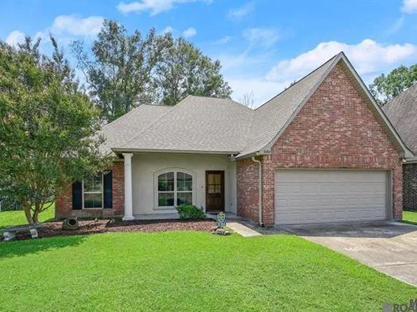 10184 Angela Dr, Denham Springs, LA 70706