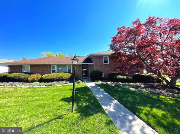 1425 Hill St, York, PA 17403