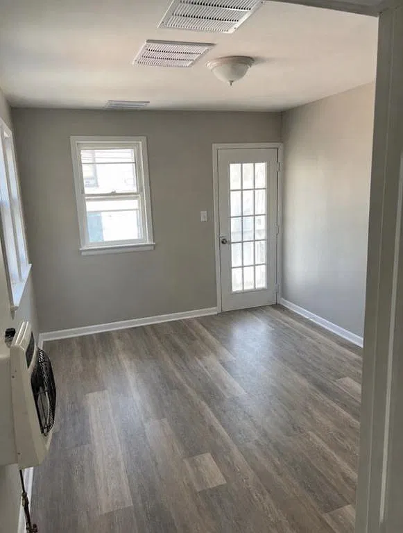 21 Breckenridge St — Photo 4