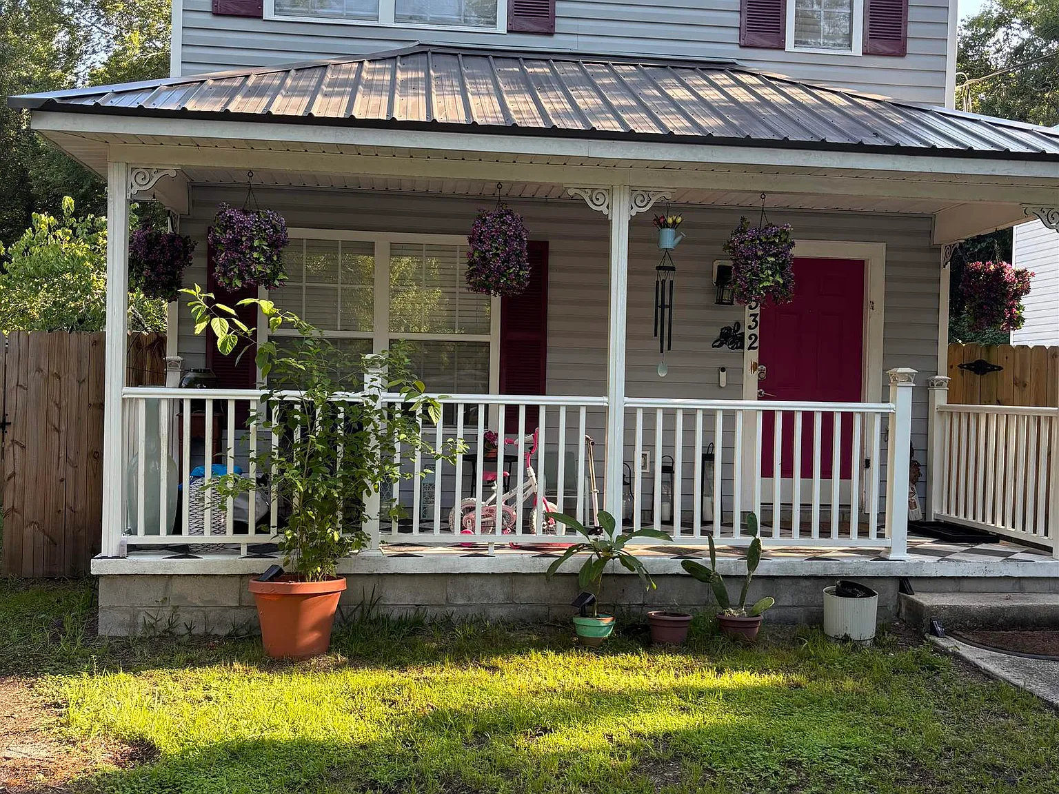 3 bed, 2.5 bath, 1280 sqft, $2,200 — Photo 1