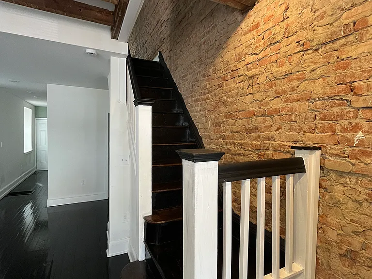 5852 Osage Ave — Photo 15
