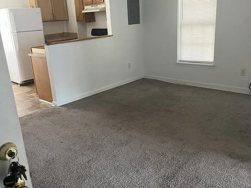 1038 Logan St #2