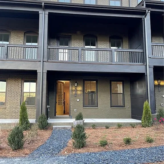 6270 Cortland Walk — Photo 1