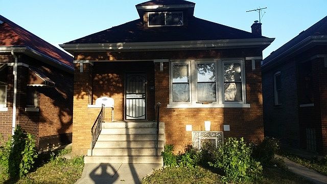 2nd image of 5745 S Saint Louis Ave