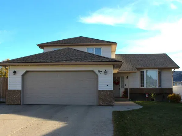 87 S Parkland Close E, Brooks, AB T1R 0M2