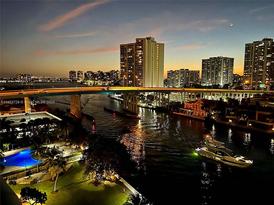 1st image of 19390 Collins Ave APT 1127