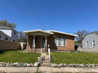 2048 Roosevelt Pl, Gary, IN 46404