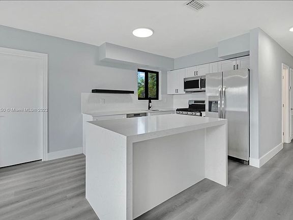 5th image of 21341A NE 25th Ct