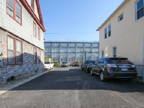 4th image of 9326 43rd Ave