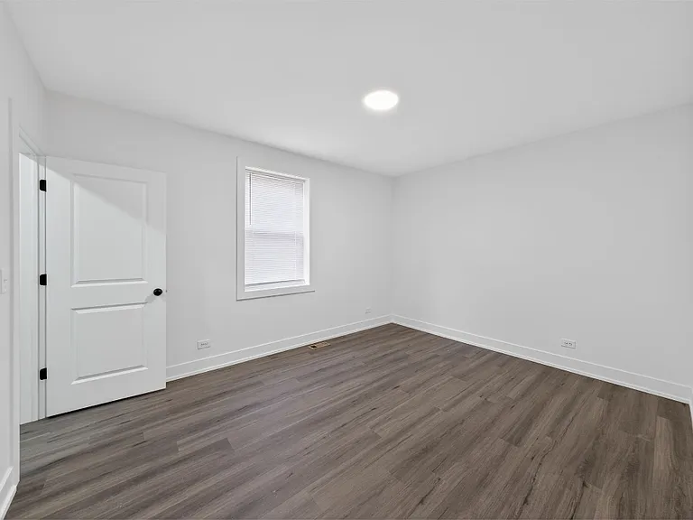 328 N Lockwood Ave #1 — Photo 10