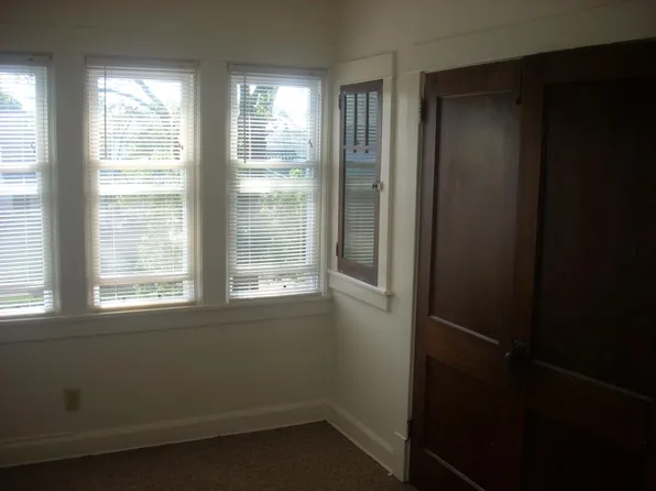 1005 Broad Ave NW #201, Canton, OH 44708