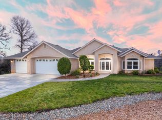 20485 The Oaks Dr, Red Bluff, CA 96080