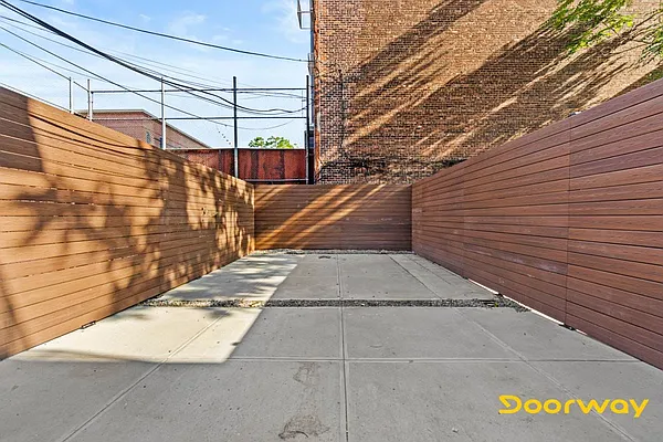 Rented by Doorway NYC, LLC | media 2