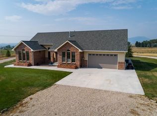 511 Road 2ab, Cody, WY 82414