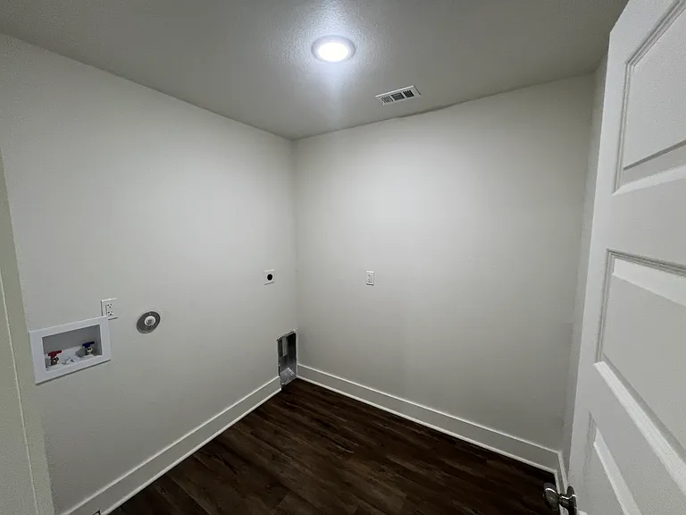 917 Allie Way — Photo 14