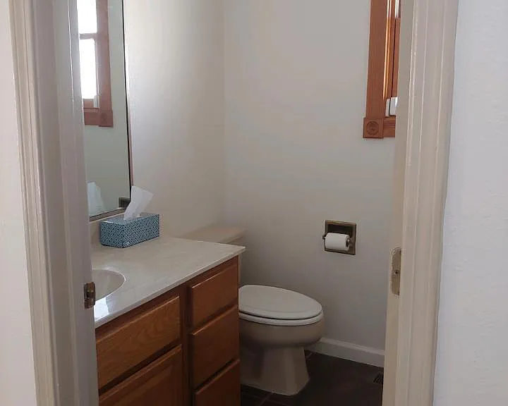1008 Daskalos Dr NE — Photo 13
