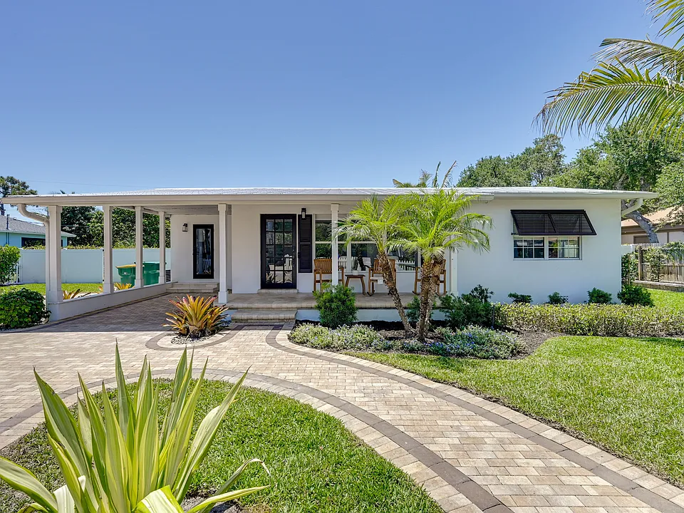 3330 Hibiscus Ave